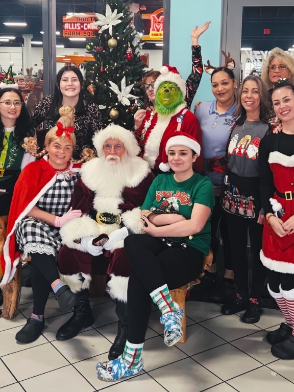 Keystone Grill: Breakfast with Santa