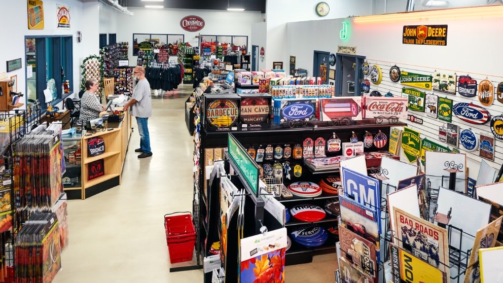 The Ultimate Christmas Shopping Destination: Keystone Gift Shop